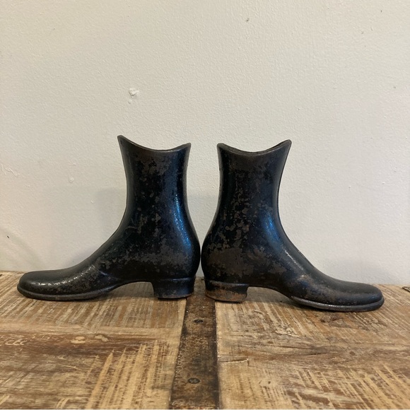 Antique Cast Iron Mannequin Boots Victorian Child Size Shoes - Picture 6 of 12